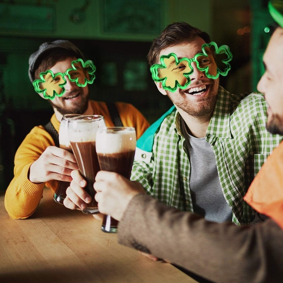GIANT 28CM IRISH NOVELTY CLOVER GLASSES
