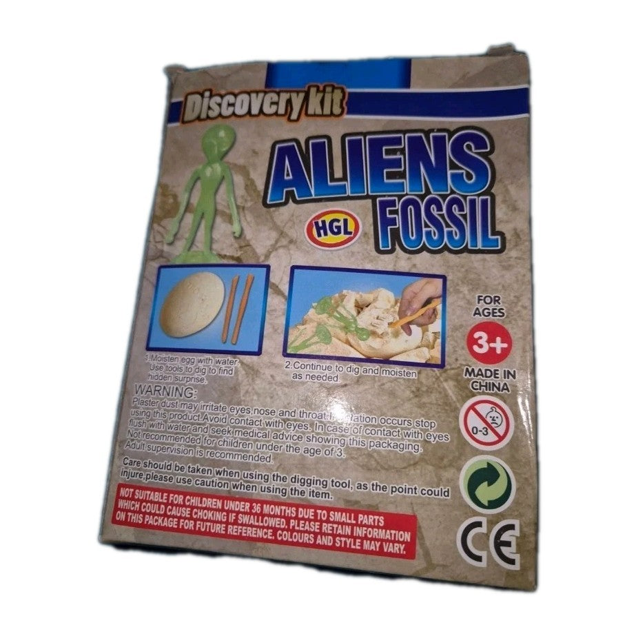 Aliens Fossil Discovery Kit - Dig It Up Glow in the Dark Alien Toy - Kids Scienc