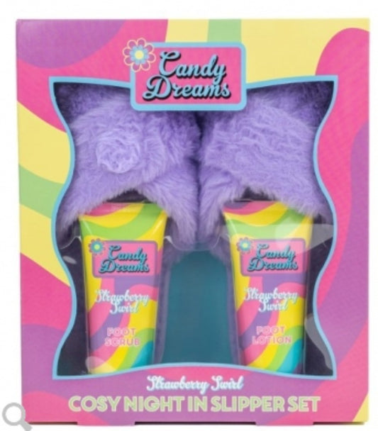 GIFT FOR MUM - Candy Dreams Strawberry Swirl Cosy Night In Slipper Set